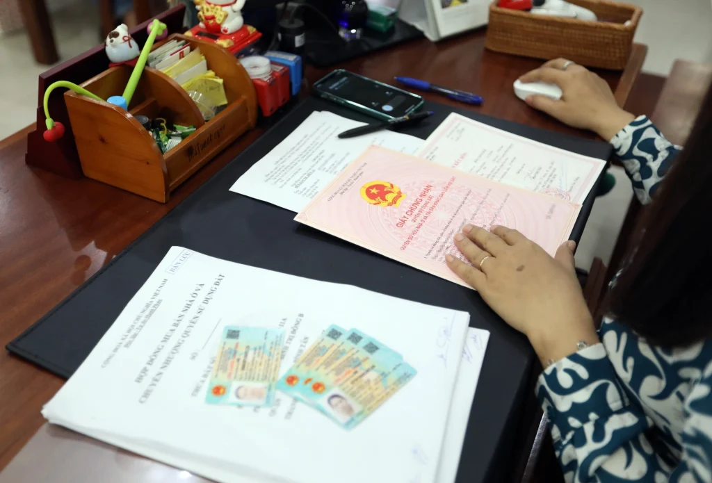 Mua Đất Nền Có Sổ Hồng Bình Dương: 7 Điều Phải Biết 2026